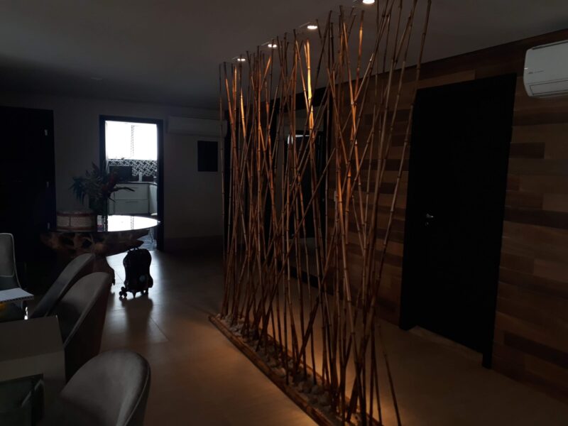 Divisória interna de bambu