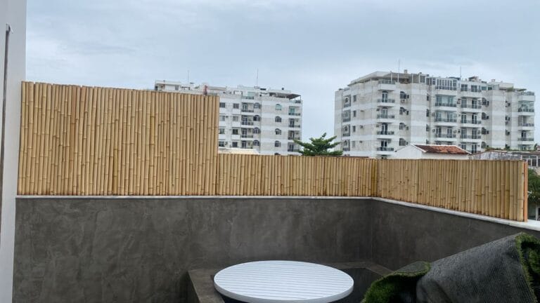 Cerquinha de bambu privativa
