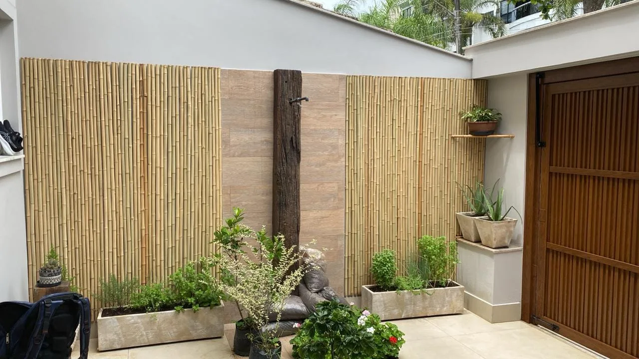 Aparador de bambu cana da índia tratada 53 Painéis De Bambu Para Muros E Paredes
